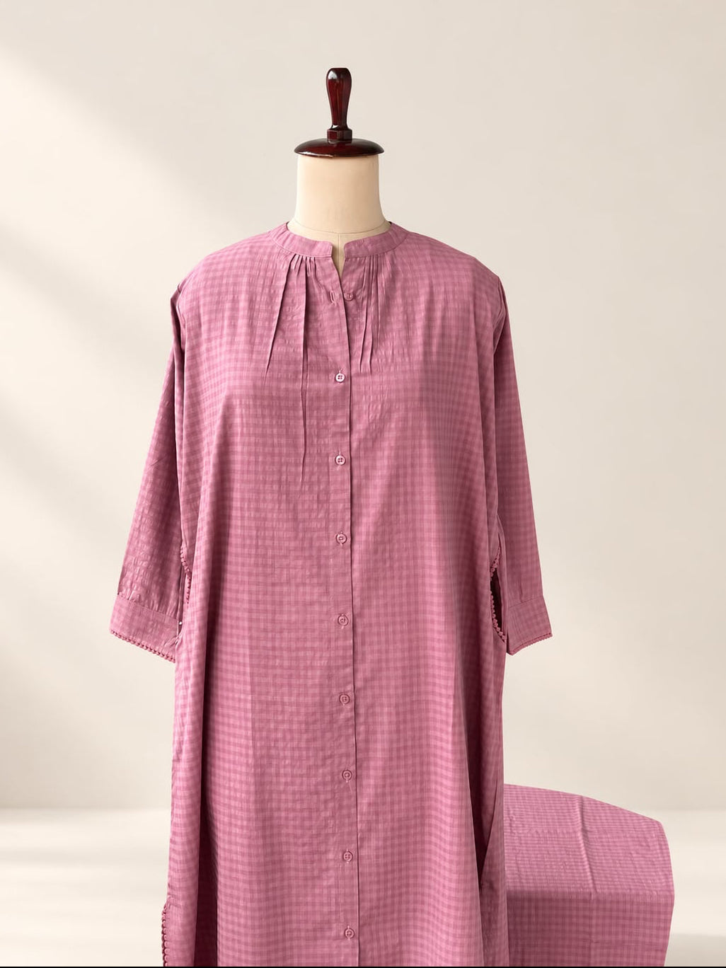 onion pink cotton self checks  with lace detailed